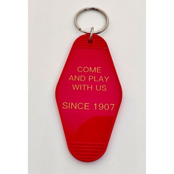 Room 237 The Overlook Hotel Key Chain -The Shining-Come Play With Us-Since 1907 - Picture 2 of 3